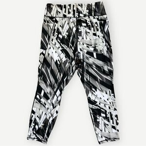 Jones New York Sport Black & White Workout Gym Leggings. Side Pockets. 1X Plus.